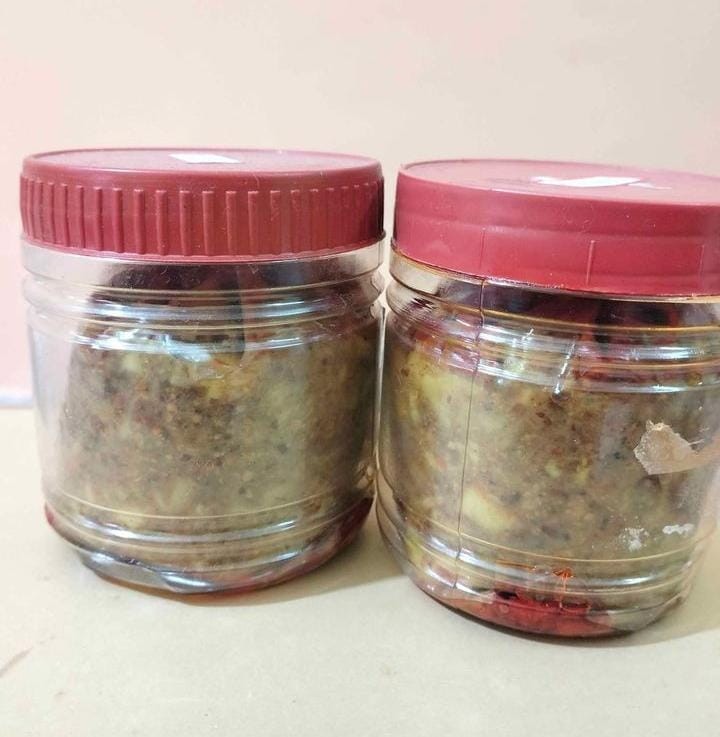 Mango Tak, Jhal, Misti Pickle (100gm)