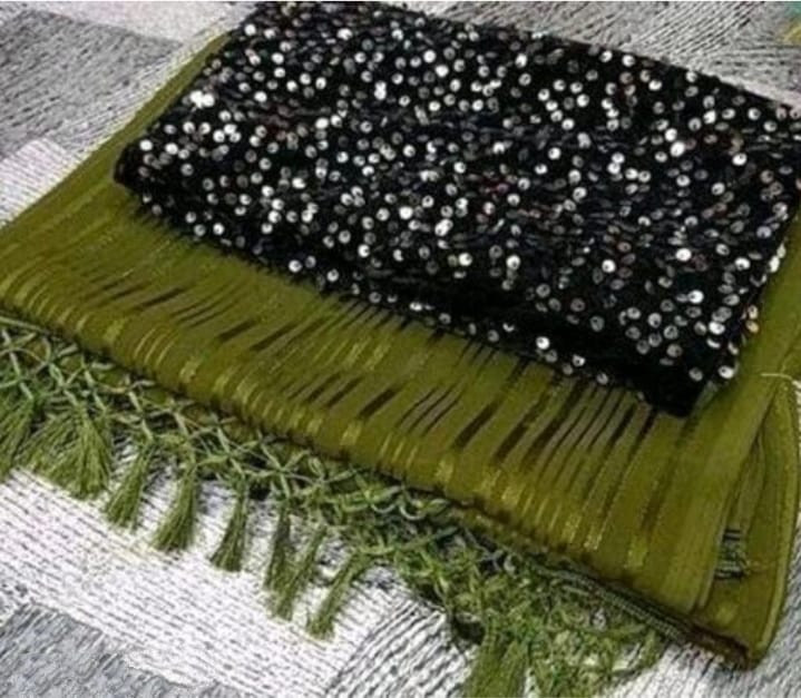 Chiffon Saree Of Latest Degin With Blouse Piece