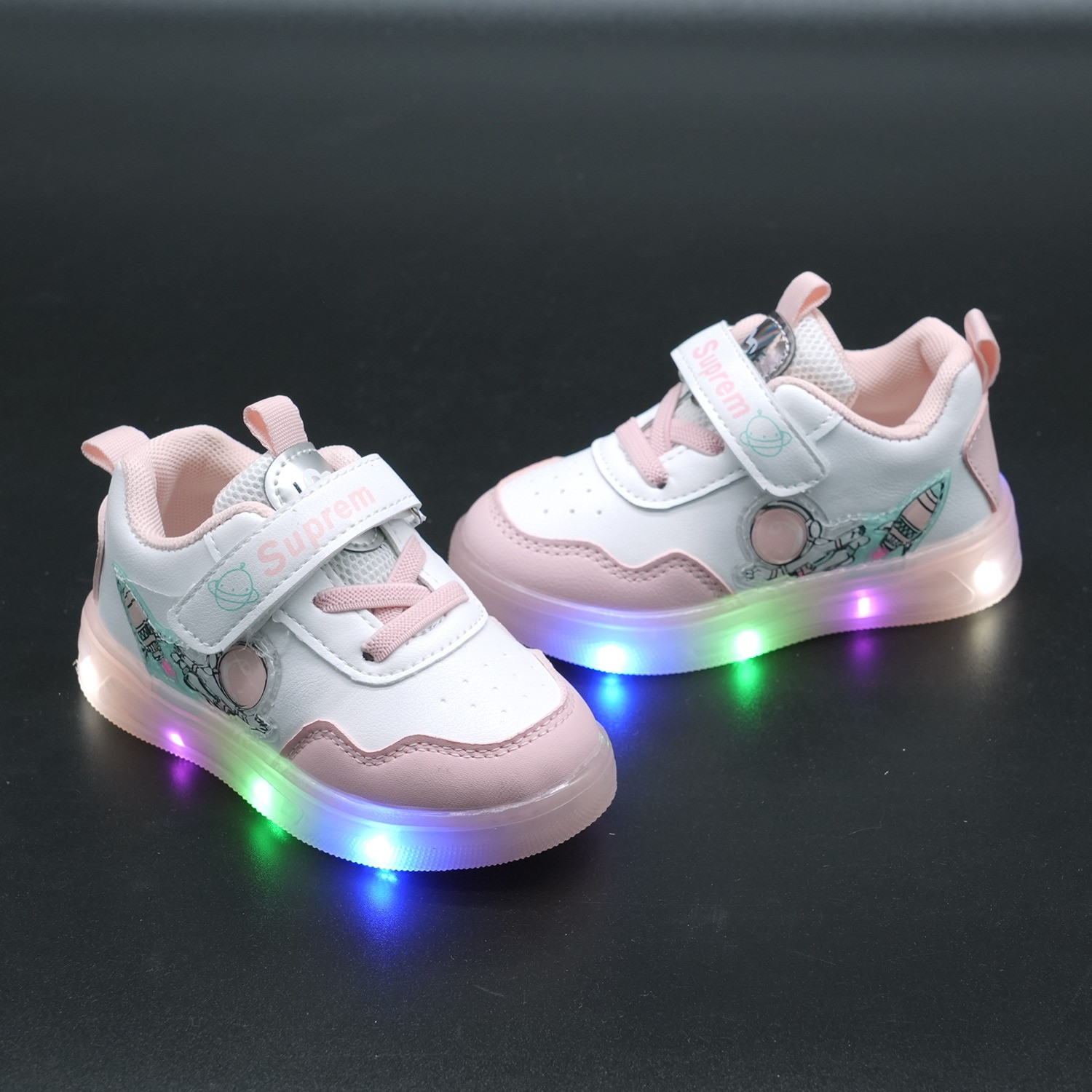 LIGHTENING SHOE FOR 2 to 4YEAR Kids