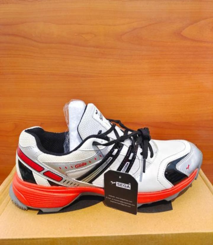 Glide Cricket Shoes For Men  (Red/Yellow)