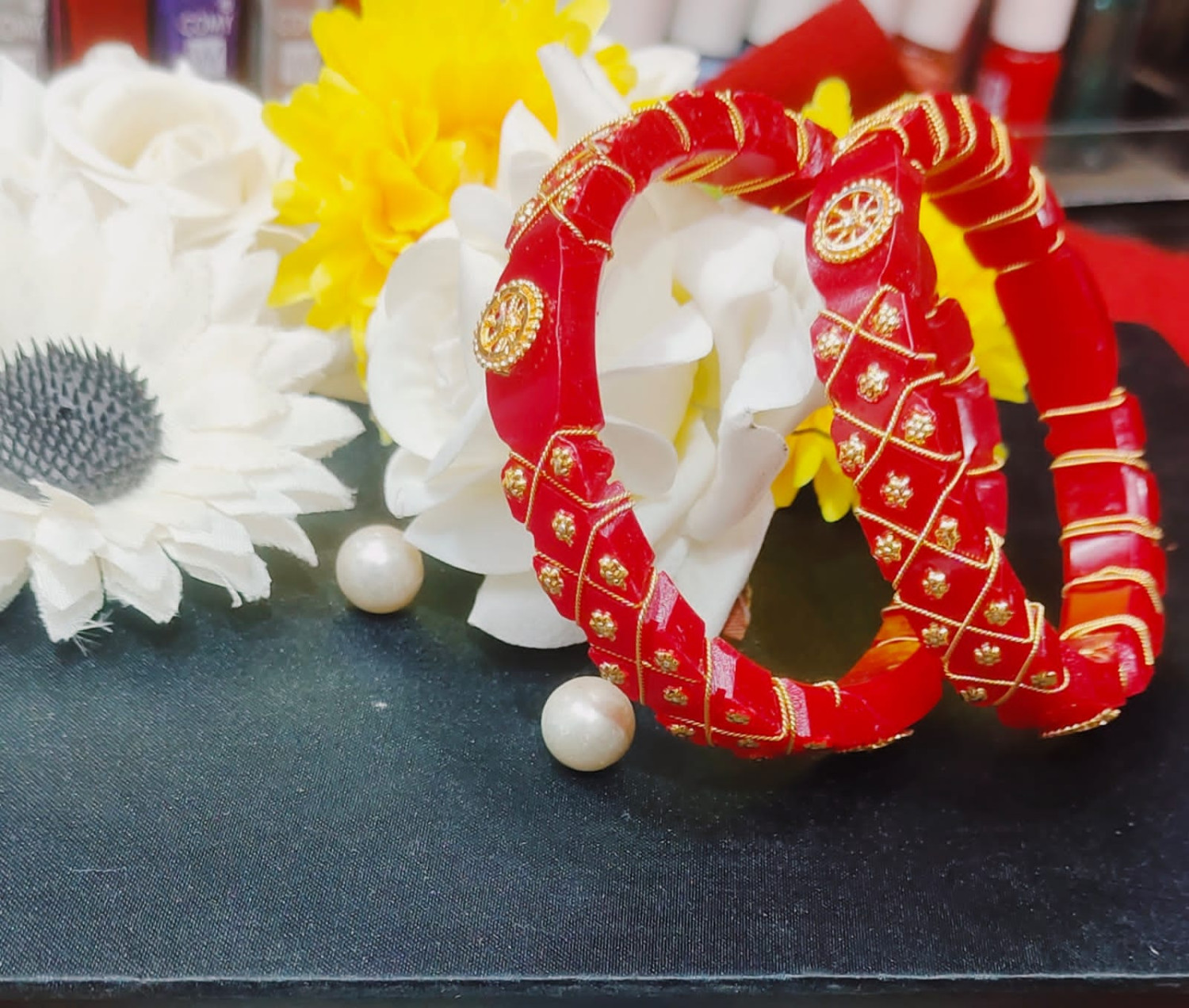 Pola Fine Red Coloured Bangle Set for Women pack of 1