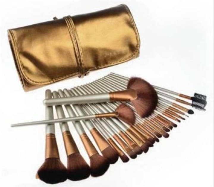 Premium quality Makeup Brush Set (24pc)